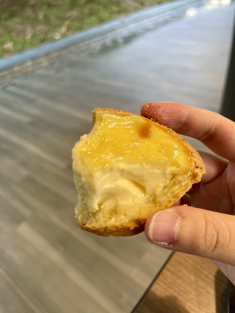 Muffin Homme original egg tart with flaky custard filling